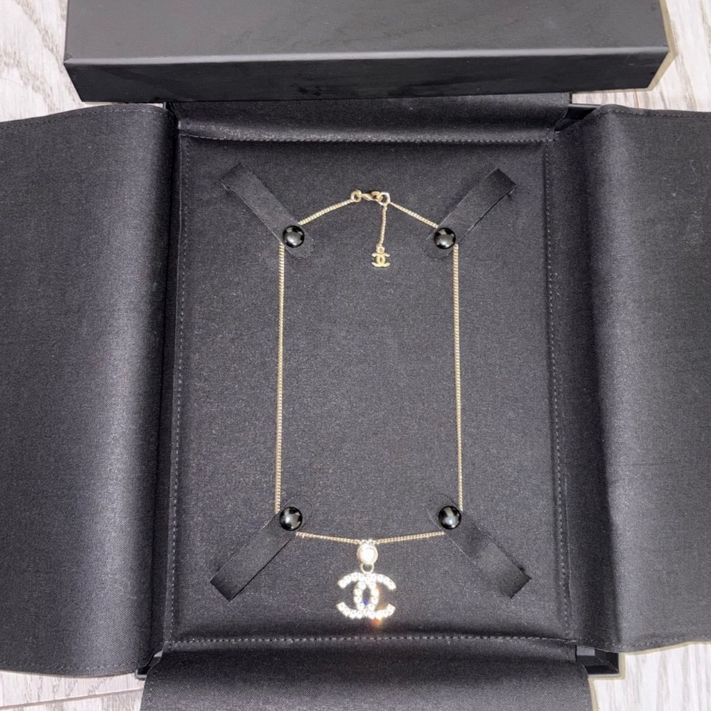 Gold and Silver Pendant Necklace